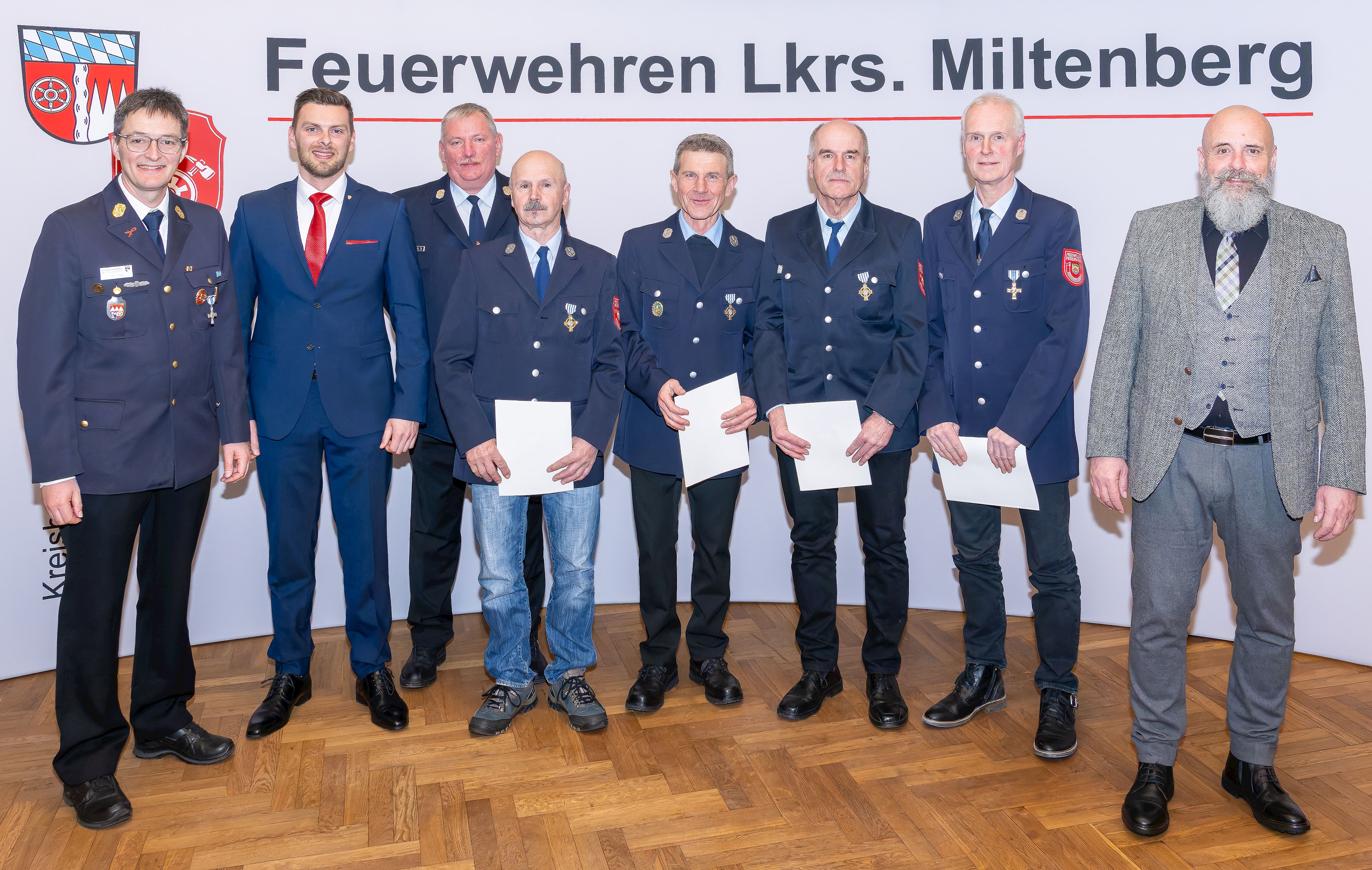 2026-03-25 Verleihung des Staatlichen Feuerwehr-Ehrenzeichens.jpg