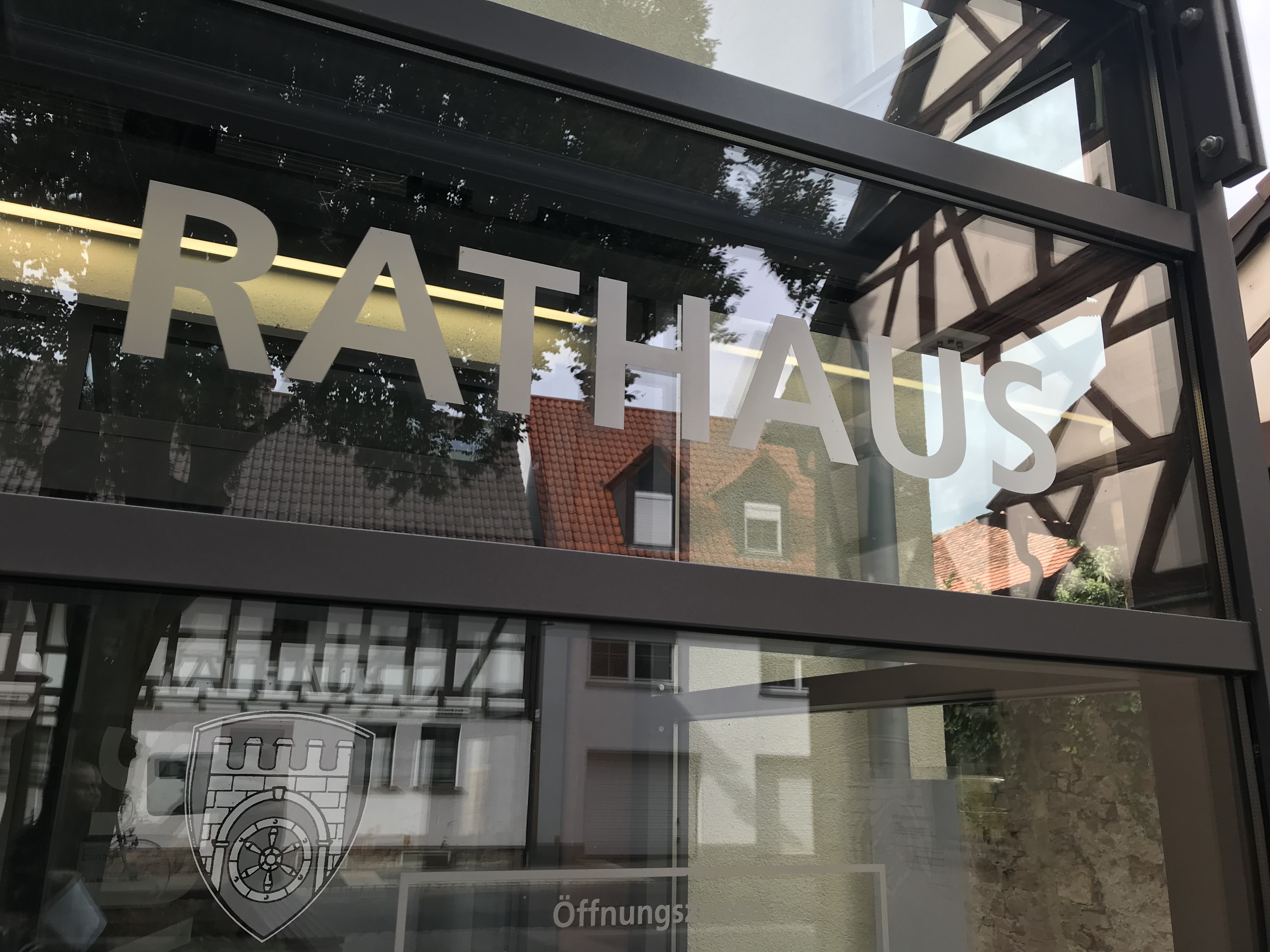 2026-04-15 Neue Sprechzeiten des Rathauses ab 01.05.2026.JPG