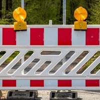Straßensperrung.jpg